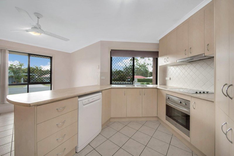 Photo - 1 Curran Court, Clinton QLD 4680 - Image 4