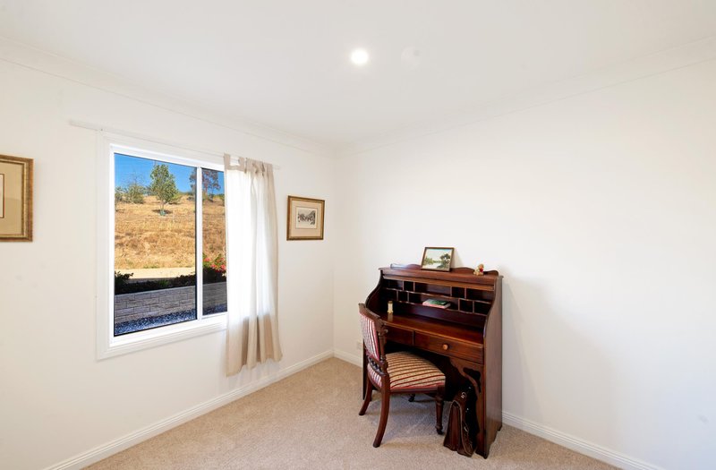 Photo - 1 Cusack Place, Yass NSW 2582 - Image 11