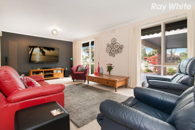 Photo - 1 Dalkeith Road, Wantirna VIC 3152 - Image 2