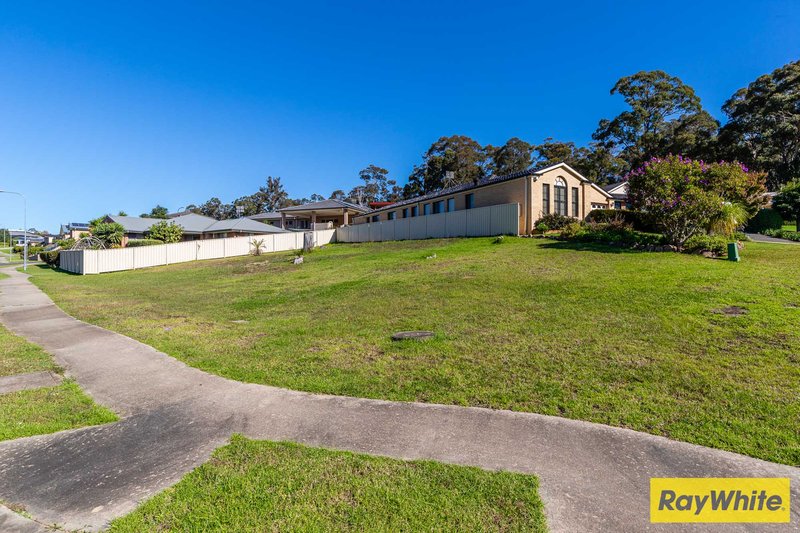 Photo - 1 Dampier Place, Sunshine Bay NSW 2536 - Image 8