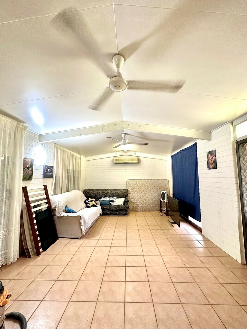 Photo - 1 Damson Court, Rocky Point QLD 4874 - Image 5