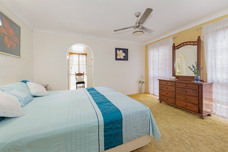 Photo - 1 Danastas Avenue, Eimeo QLD 4740 - Image 11