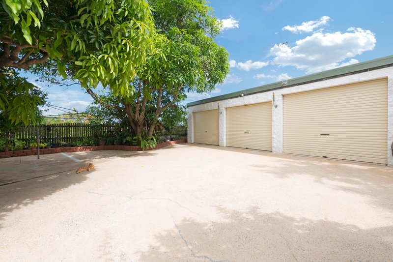 Photo - 1 Danastas Avenue, Eimeo QLD 4740 - Image 23