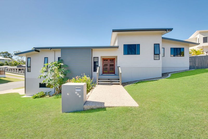 1 Danielle Court, Boyne Island QLD 4680