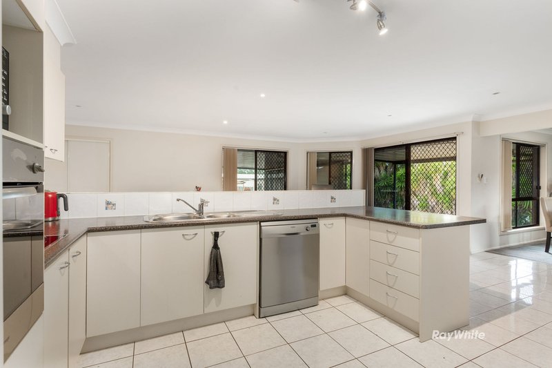 Photo - 1 Darlington Court, Flinders View QLD 4305 - Image 3