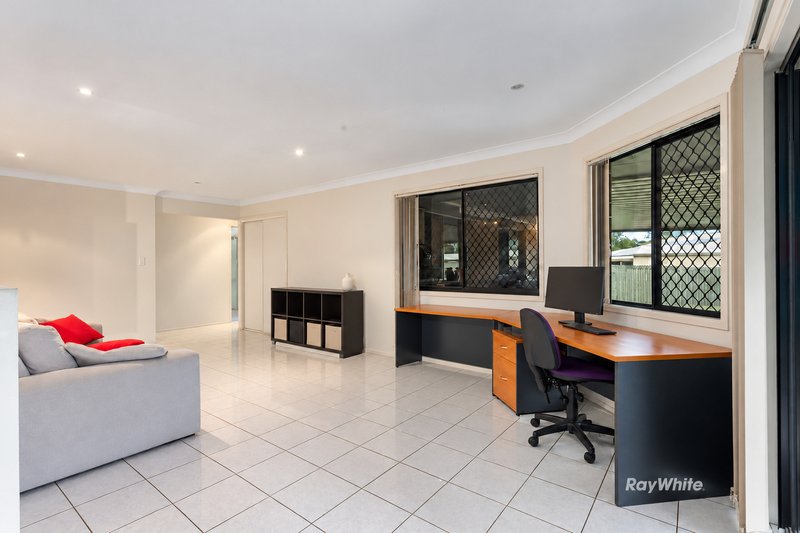 Photo - 1 Darlington Court, Flinders View QLD 4305 - Image 11