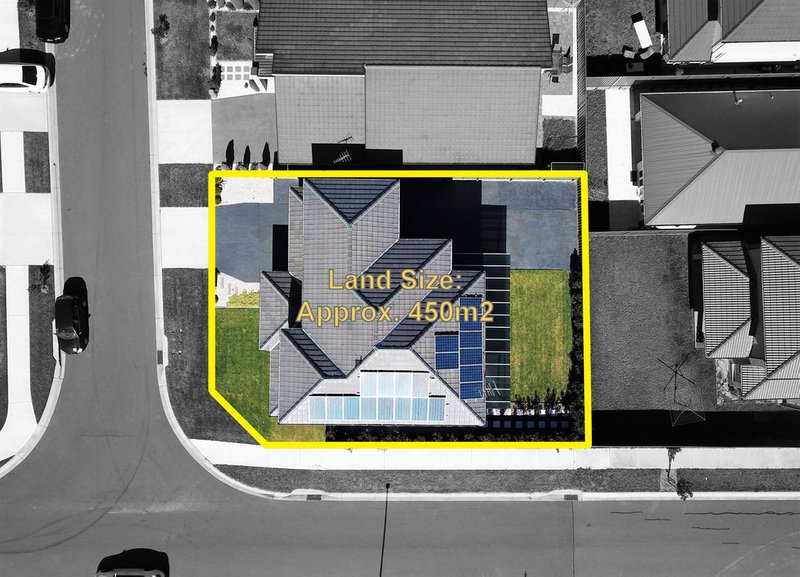 Photo - 1 Darwin Road, Edmondson Park NSW 2174 - Image 10