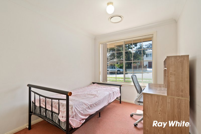 Photo - 1 De Castella Drive, Blacktown NSW 2148 - Image 9