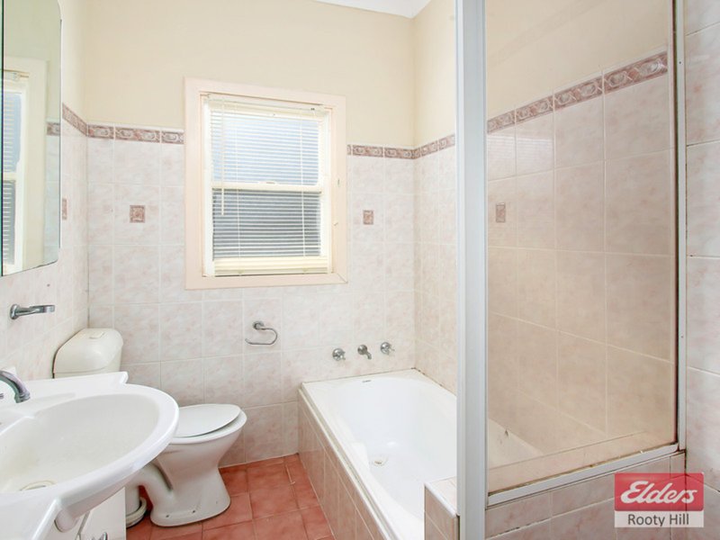 Photo - 1 Dell St , Blacktown NSW 2148 - Image 5