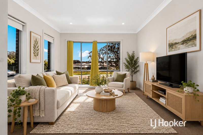 Photo - 1 Denise Crescent (Grantham Farm) , Riverstone NSW 2765 - Image 2