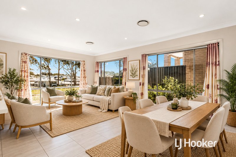 Photo - 1 Denise Crescent (Grantham Farm) , Riverstone NSW 2765 - Image 4