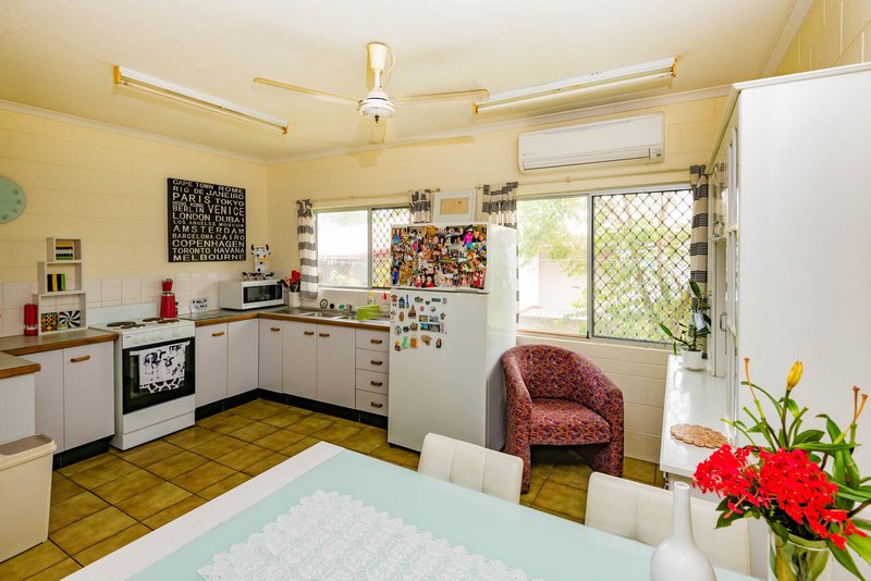 Photo - 1 Deshon Street, Whitfield QLD 4870 - Image 3