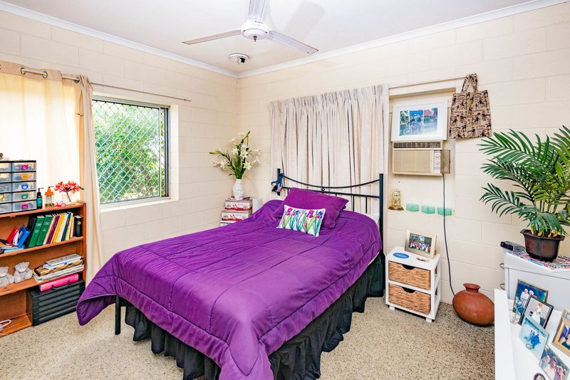 Photo - 1 Deshon Street, Whitfield QLD 4870 - Image 6