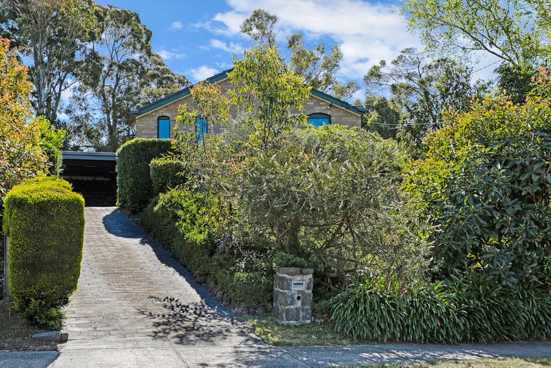 1 Devon Walk, Mooroolbark VIC 3138