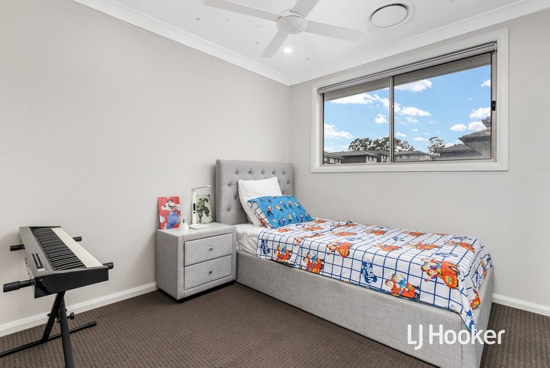 Photo - 1 Dhaya Street, Grantham Farm NSW 2765 - Image 7