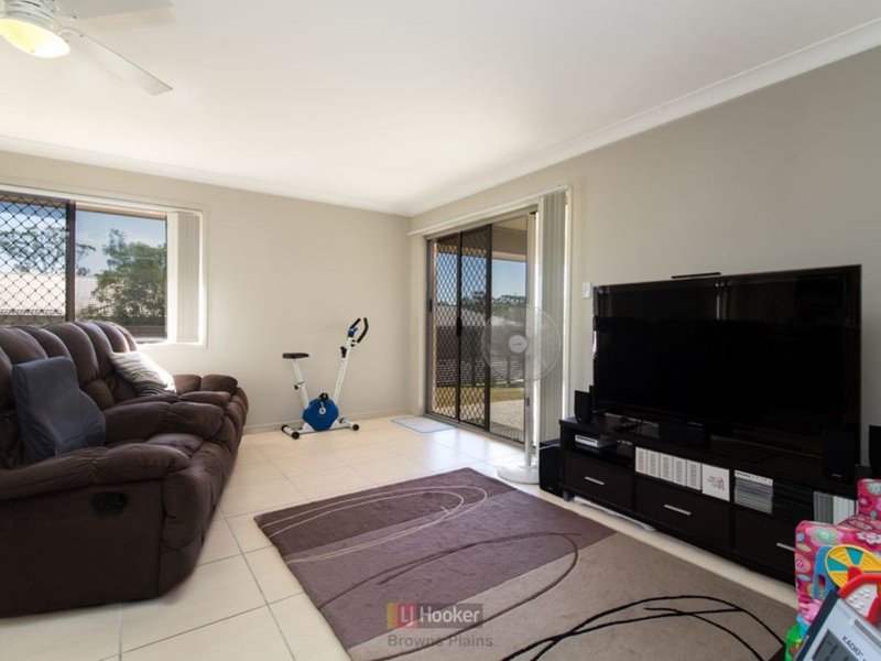 Photo - 1 Diller Drive, Crestmead QLD 4132 - Image 6