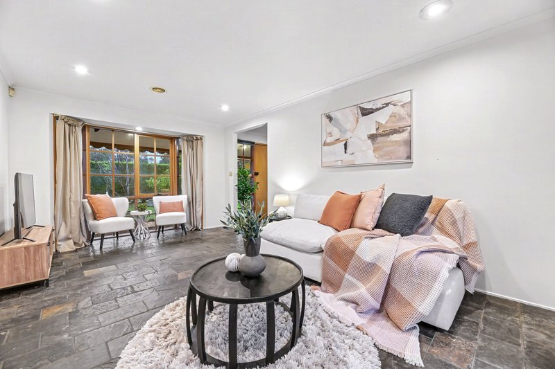 Photo - 1 Dion Drive, Carrum Downs VIC 3201 - Image 2