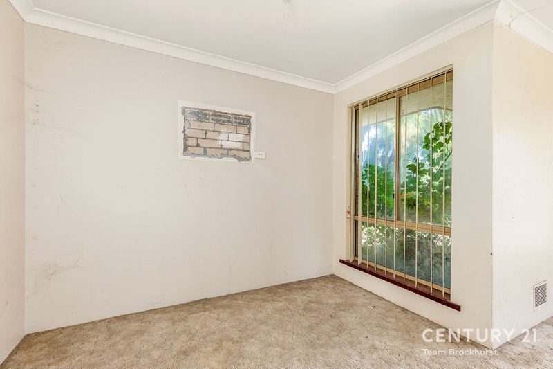 Photo - 1 Discovery Drive, Thornlie WA 6108 - Image 9