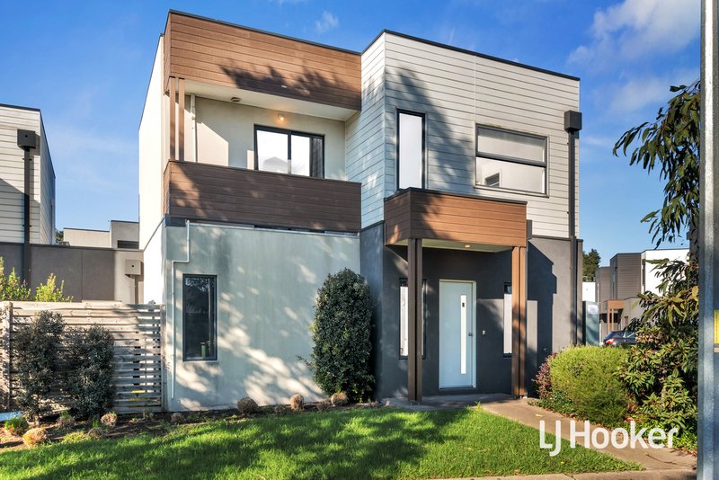 Photo - 1 Dominic Road, Pakenham VIC 3810 - Image 1