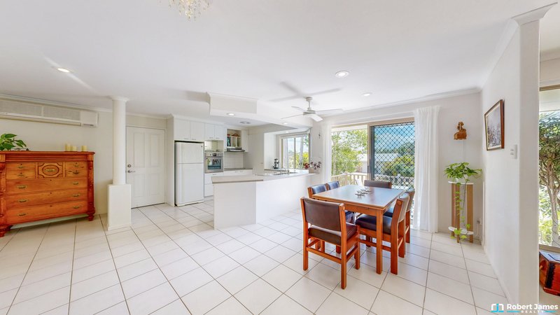 Photo - 1 Donovan Court, Tewantin QLD 4565 - Image 9