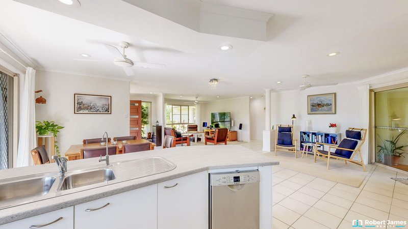 Photo - 1 Donovan Court, Tewantin QLD 4565 - Image 12