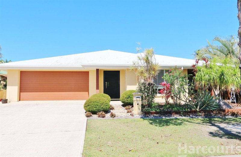 1 Dory Court, Sandstone Point QLD 4511