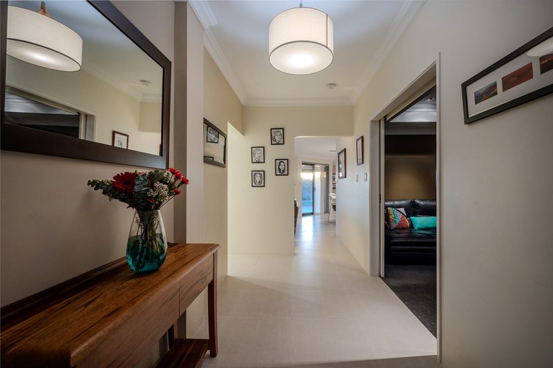 Photo - 1 Dotterel Green, Jindalee WA 6036 - Image 3