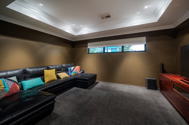 Photo - 1 Dotterel Green, Jindalee WA 6036 - Image 4