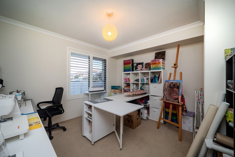Photo - 1 Dotterel Green, Jindalee WA 6036 - Image 14