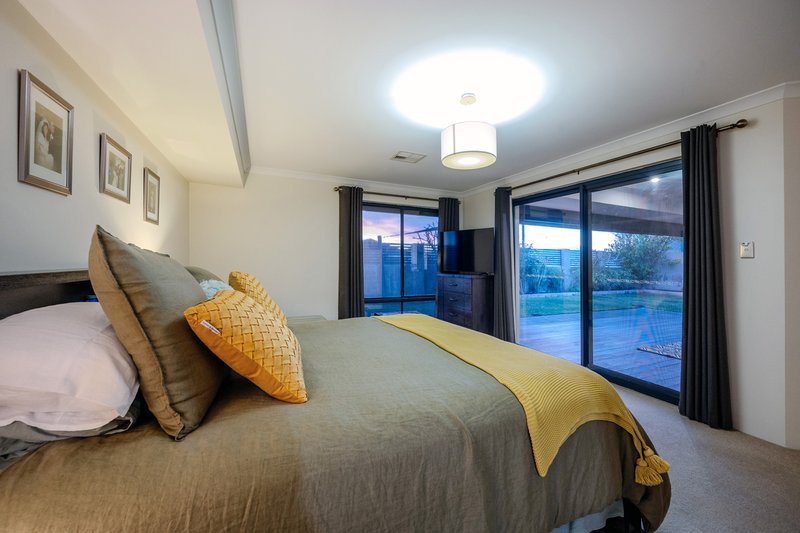 Photo - 1 Dotterel Green, Jindalee WA 6036 - Image 18