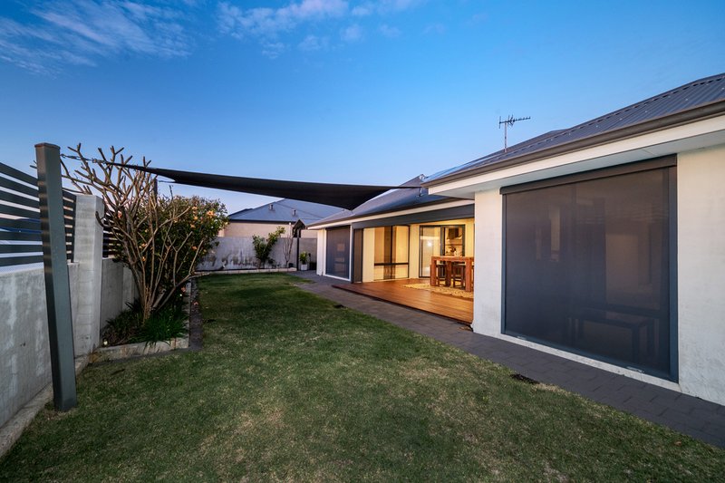 Photo - 1 Dotterel Green, Jindalee WA 6036 - Image 28