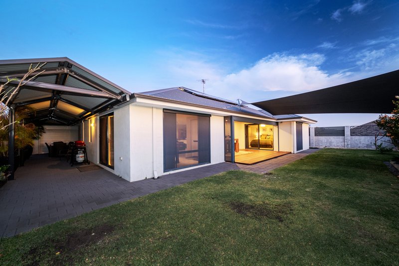 Photo - 1 Dotterel Green, Jindalee WA 6036 - Image 29