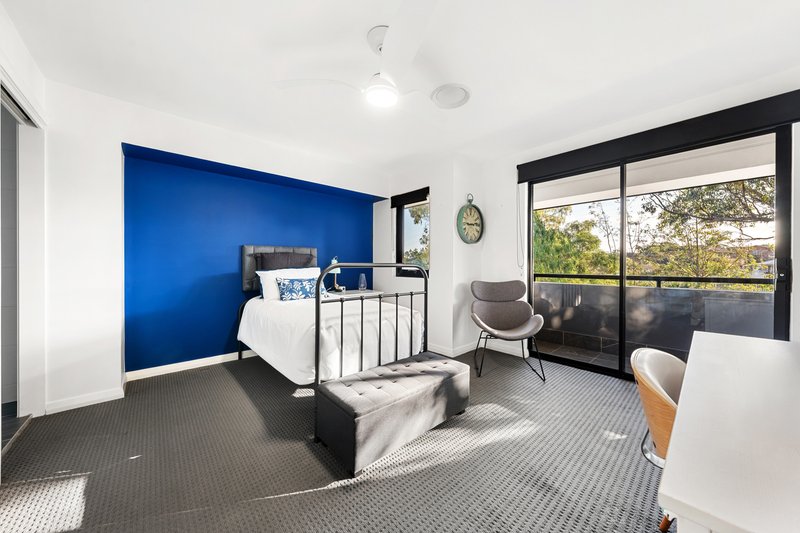 Photo - 1 Dransfield Road, Edensor Park NSW 2176 - Image 18