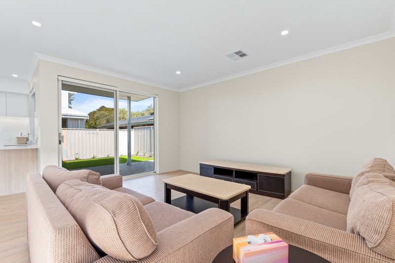 Photo - 1 Duff Place, Booragoon WA 6154 - Image 11