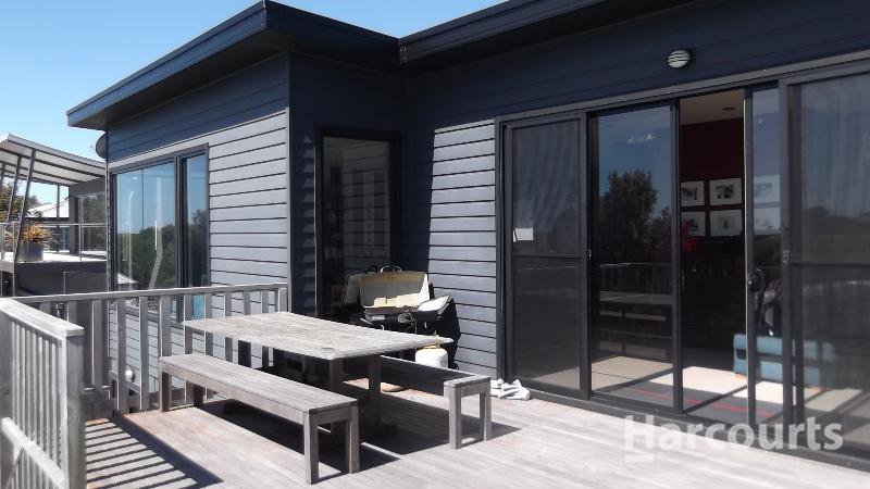 1 East Beach Road, Low Head TAS 7253