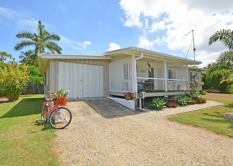 Photo - 1 East Street, Scarness QLD 4655 - Image 2