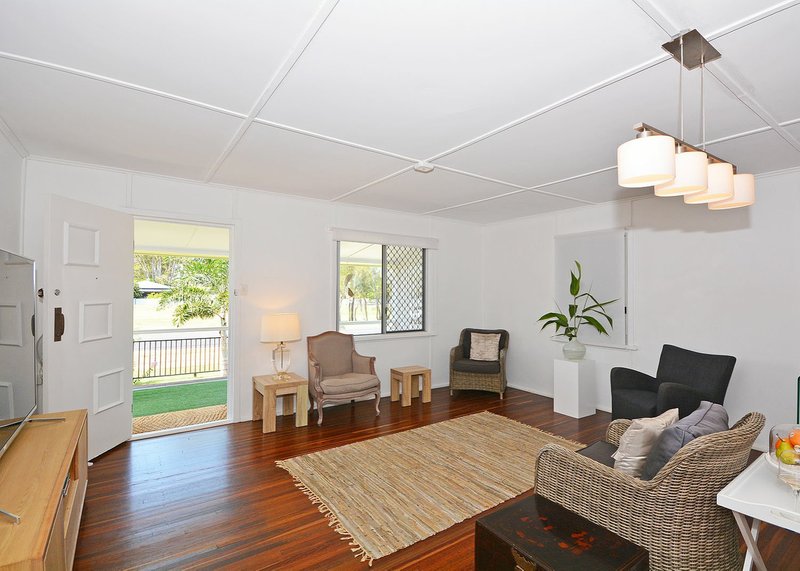 Photo - 1 East Street, Scarness QLD 4655 - Image 6