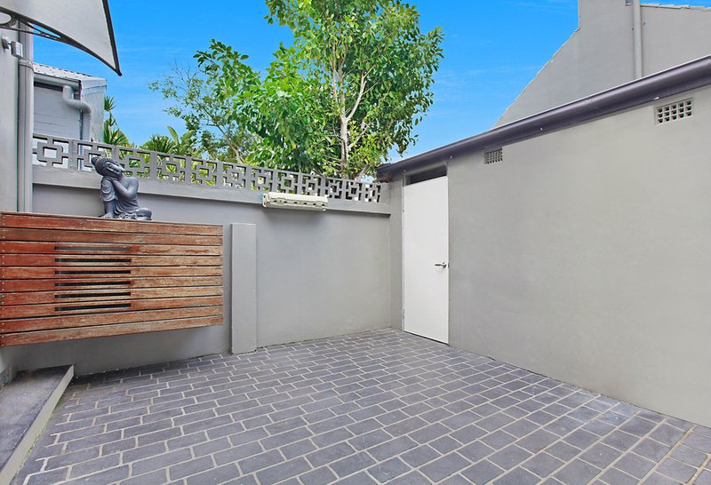 Photo - 1 Ebley Street, Bondi Junction NSW 2022 - Image 4