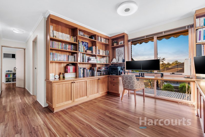 Photo - 1 Edgeware Court, Wantirna VIC 3152 - Image 9