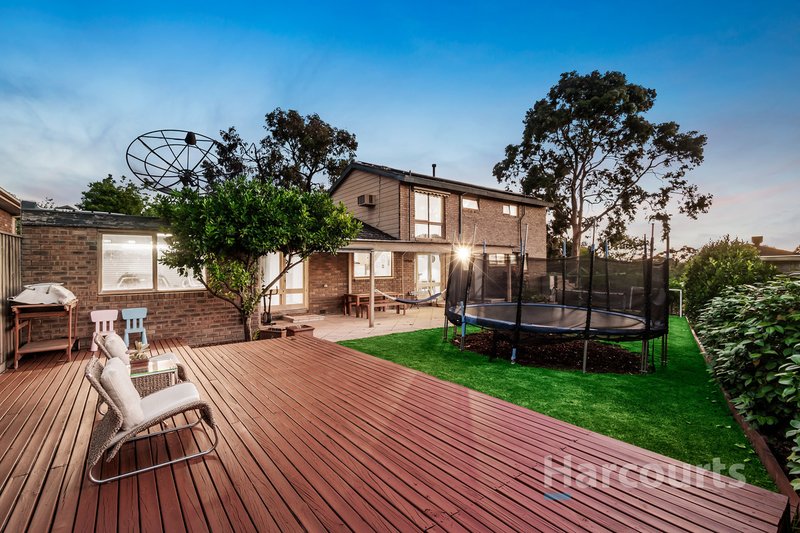 Photo - 1 Edgeware Court, Wantirna VIC 3152 - Image 12