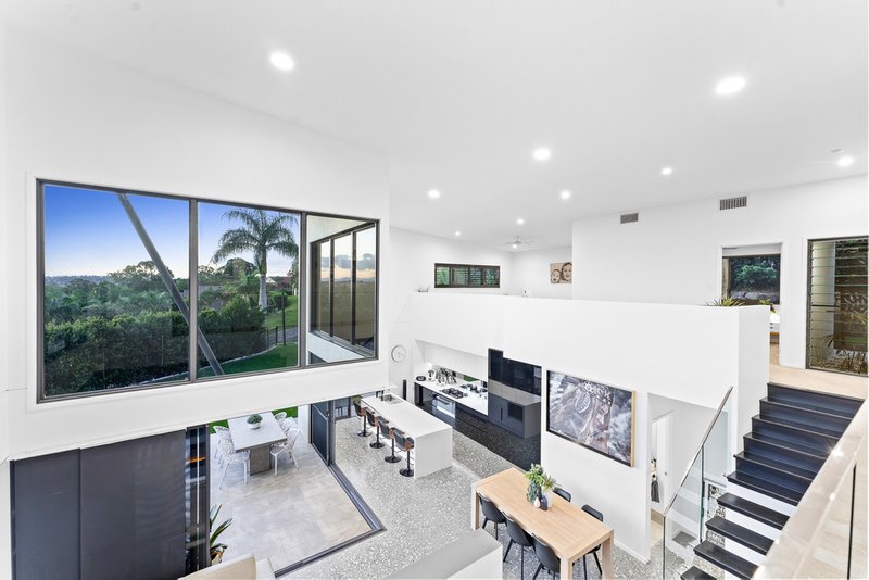 Photo - 1 Edgewater Court, Murrumba Downs QLD 4503 - Image 25