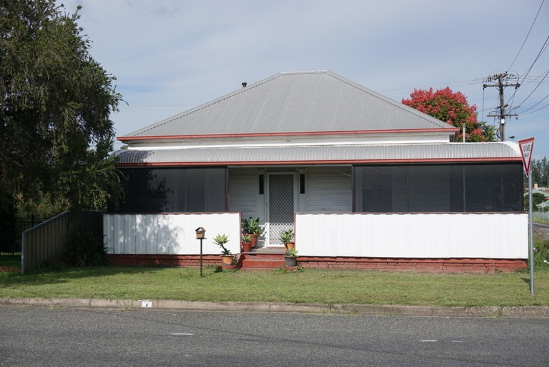 Photo - 1 Edward Street, Singleton NSW 2330 - Image 1