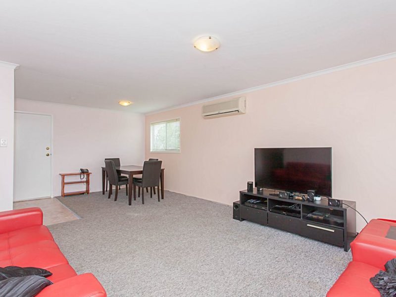 Photo - 1 Elaroo Street, Marsden QLD 4132 - Image 3