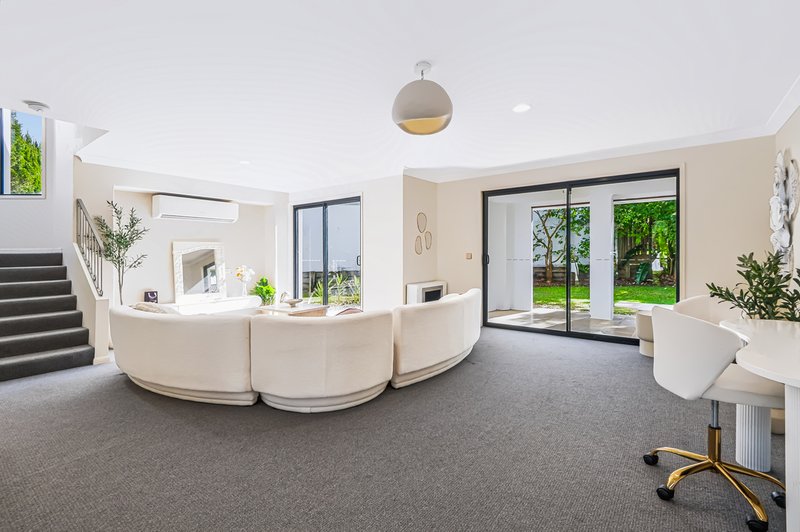 Photo - 1 Elfin Street, Robina QLD 4226 - Image 3