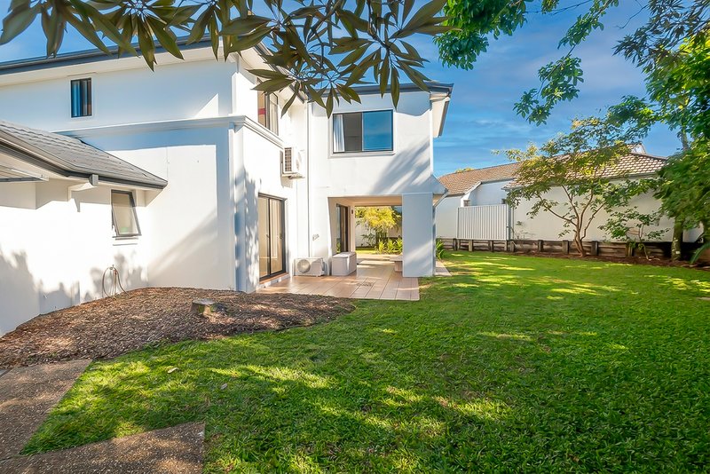 Photo - 1 Elfin Street, Robina QLD 4226 - Image 20