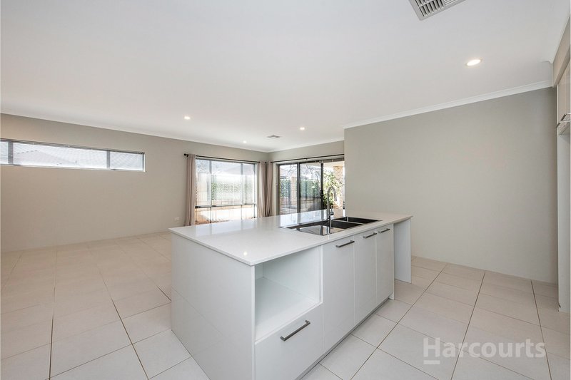 Photo - 1 Elland Way, Baldivis WA 6171 - Image 9