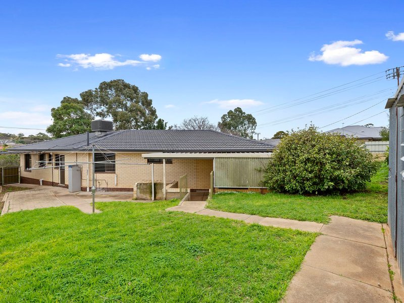 Photo - 1 Elura Street, Modbury North SA 5092 - Image 13