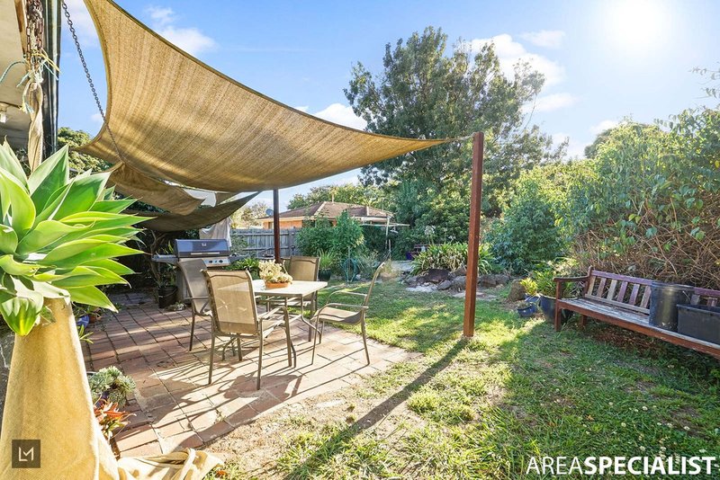 Photo - 1 Elwood Street, Notting Hill VIC 3168 - Image 6