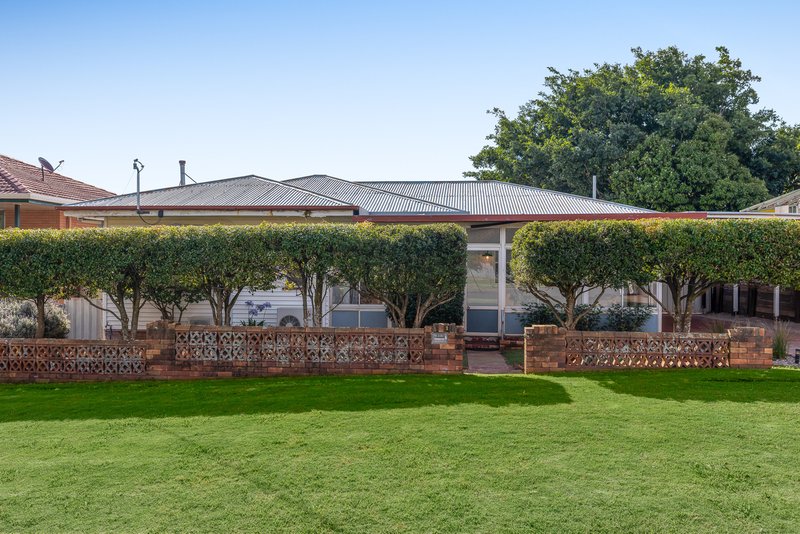 1 Elworthy Street, Harlaxton QLD 4350