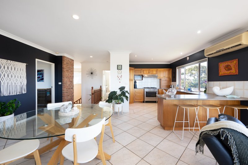 Photo - 1 Emerald Heights Drive, Emerald Beach NSW 2456 - Image 3